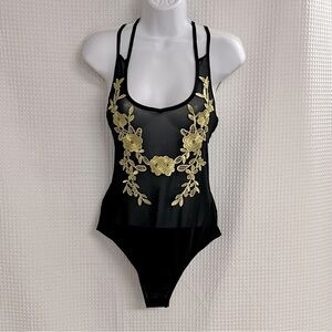 Top Chic sheer mesh bodysuit size medium